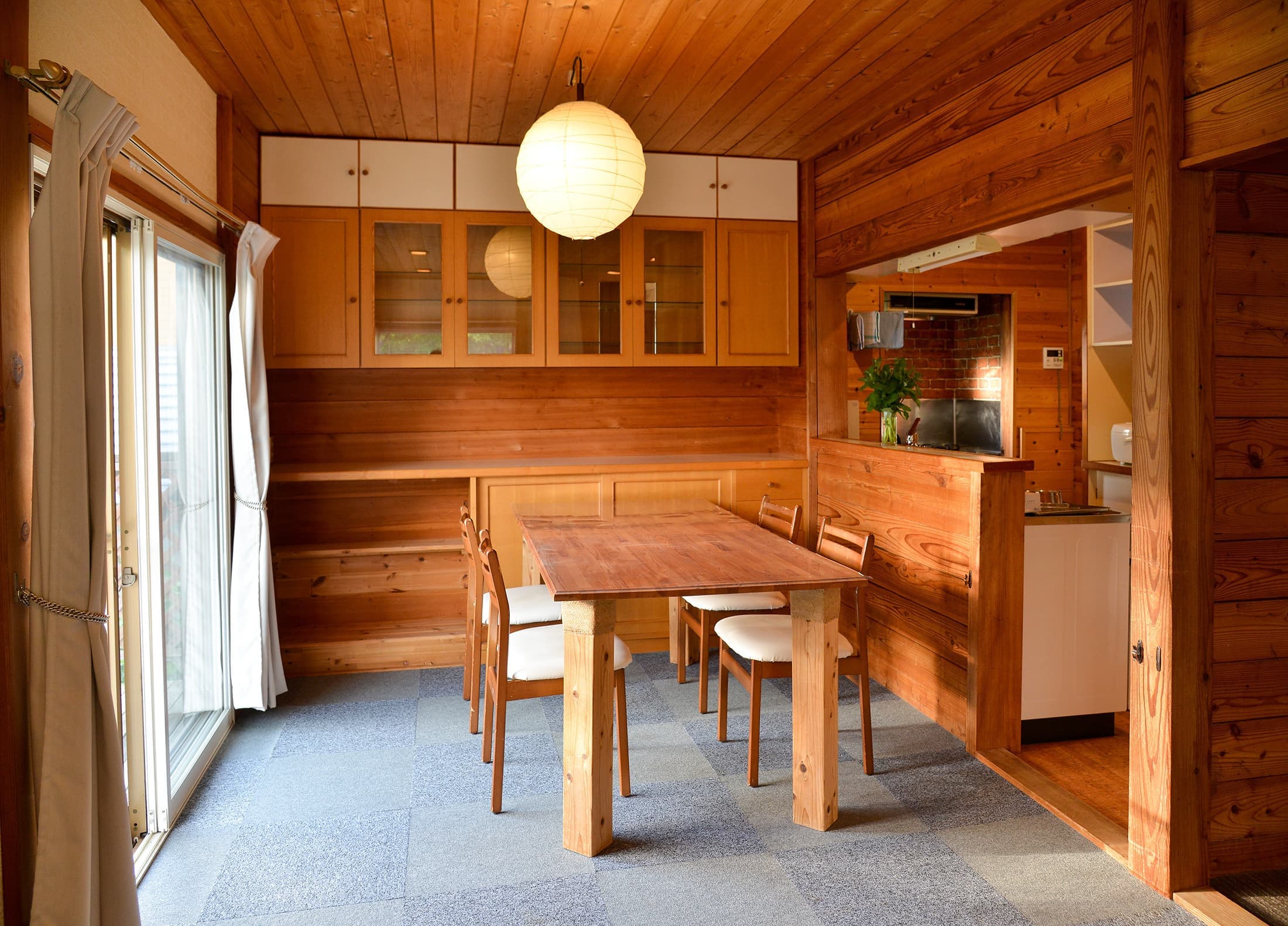 コテージ東棟リビング